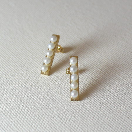 5/5 Pearls Line 14K Gold Earrings