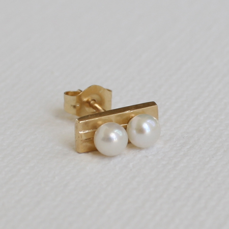 2/2 Pearls Line 14K Gold Earrings