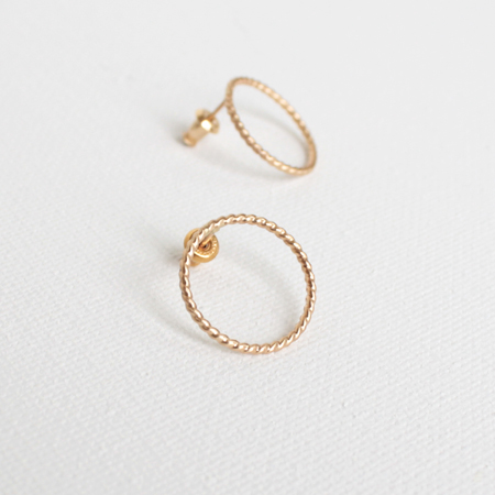 Medium Hoop 14K Gold Earrings