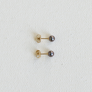 Black Akoya Pearl 14K Gold Earrings