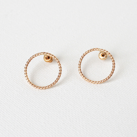 Medium Hoop 14K Gold Earrings